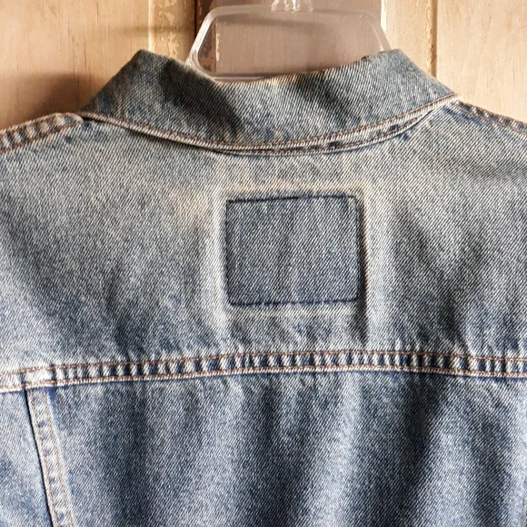 Vintage Levi's  WPL 423 Women's Trucker Denim Jacket - Picture 4 of 5